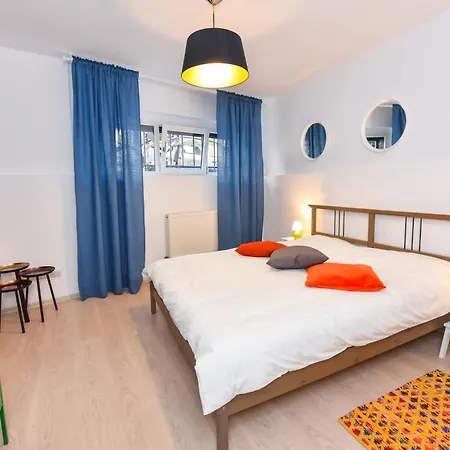 Bohemian Downtown Appartement *