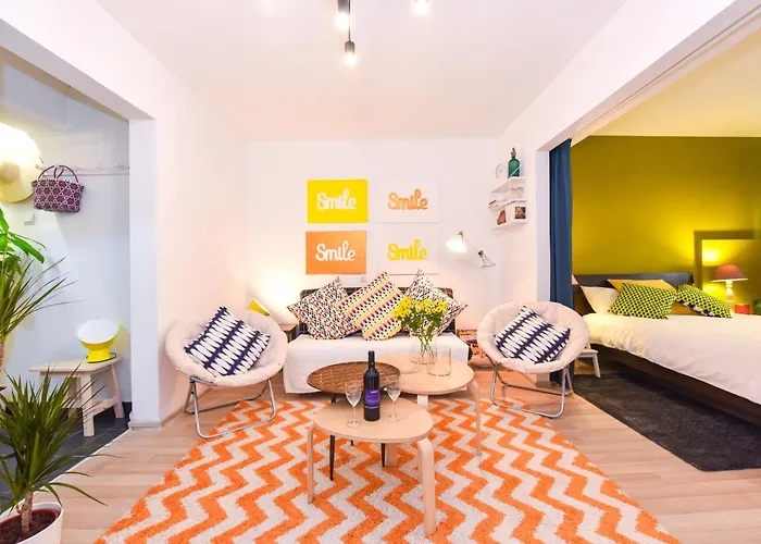 Bohemian Downtown Бухарест